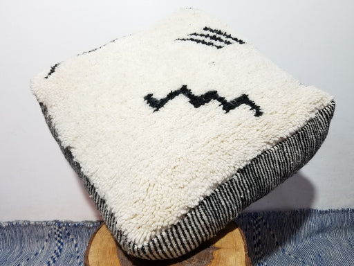 Berber White and Black Moroccan Floor Cushion Pouf 60 x 60 x 20 cm
