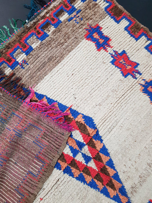 Square Moroccan rug from AZILAL region