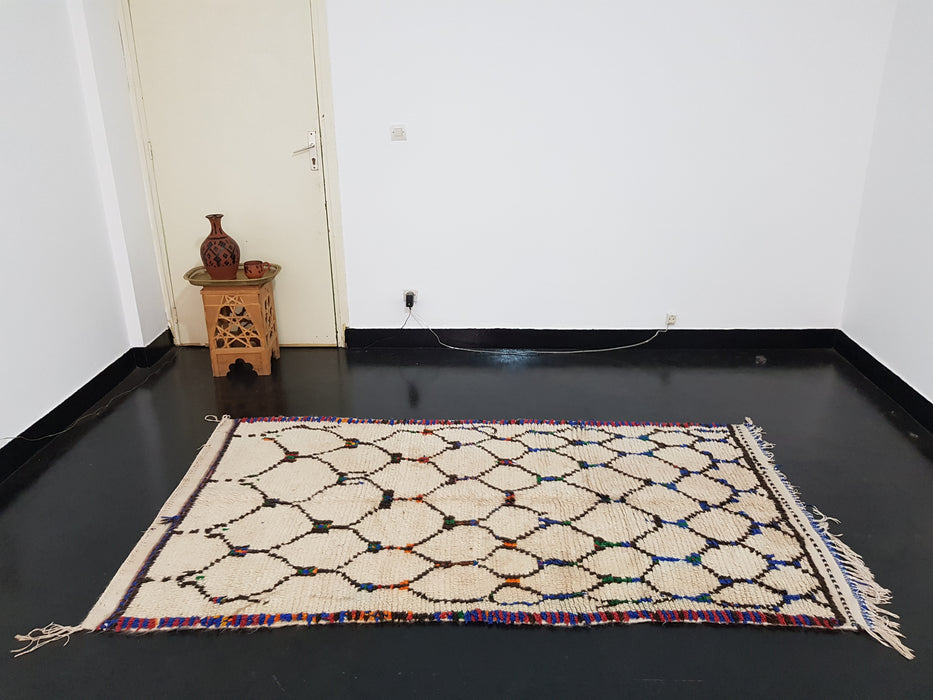 White Moroccan rug from AZILAL region