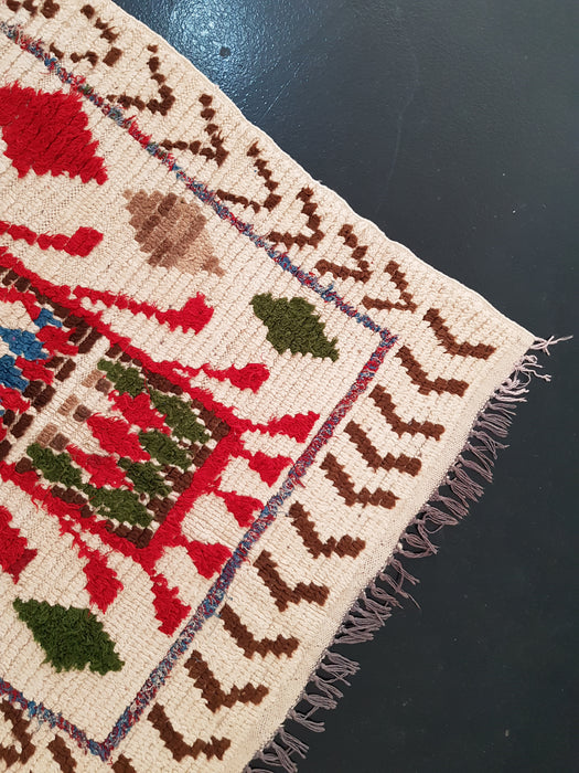 Fabulous Wool Moroccan rug from AZILAL region