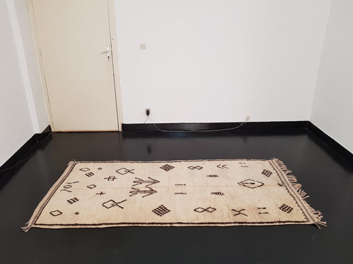 Vintage White Moroccan rug from Azilal region