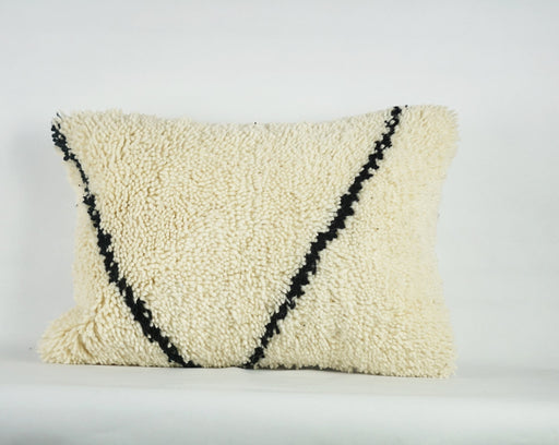 Stunning handmade Moroccan Pillow , Berber Pillow, Decorative pillow