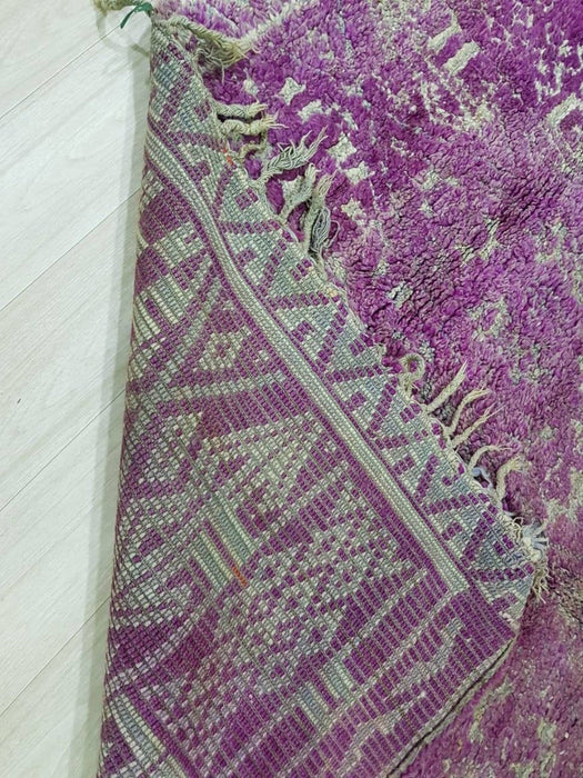 Insane vintage Moroccan rug from Beni Mguild