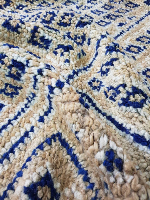 Insane vintage Moroccan rug from Beni Mguild